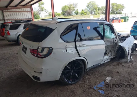 2015 BMW X5 xDrive35I z USA, uszkodzony, nr VIN 5UXKR0C51F0K54331